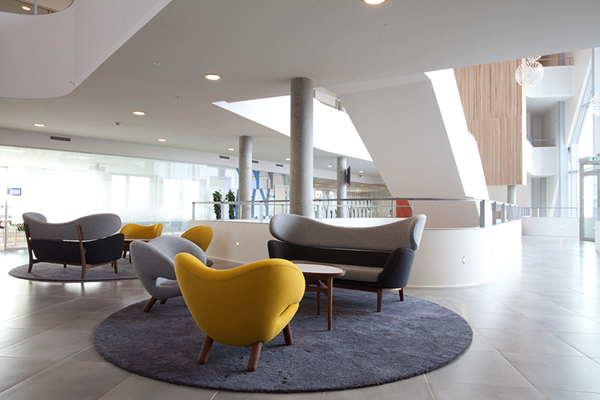 Finn Juhl Baker Sofa