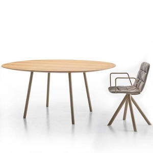 Maarten 圓桌 西班牙設(shè)計師 Victor Carrasco