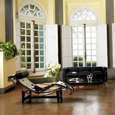 瑞士巴黎勒.柯布西耶設(shè)計辦公休閑沙發(fā)椅 Le Corbusier Sofa Lc3