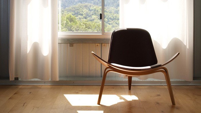 實(shí)物三腳三角三叉貝殼實(shí)木椅 漢斯·韋格納 創(chuàng)意大師 樣品房外星人北歐家具 經(jīng)典