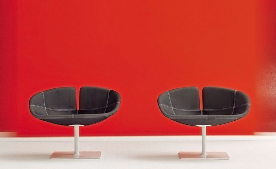 意大利 峽灣轉(zhuǎn)椅 大師家具設(shè)計(jì)網(wǎng)  全球高端家具定制