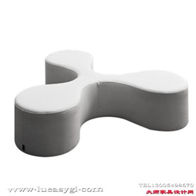 創(chuàng)意設(shè)計(jì)師家具 玻璃鋼漆面 布藝 皮沙發(fā)矮凳  商場(chǎng)酒店展廳公共