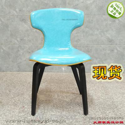 [有貨]電視電影廣告道具出租 宜家定制 內(nèi)褲椅 雙色椅 玻璃鋼內(nèi)架椅