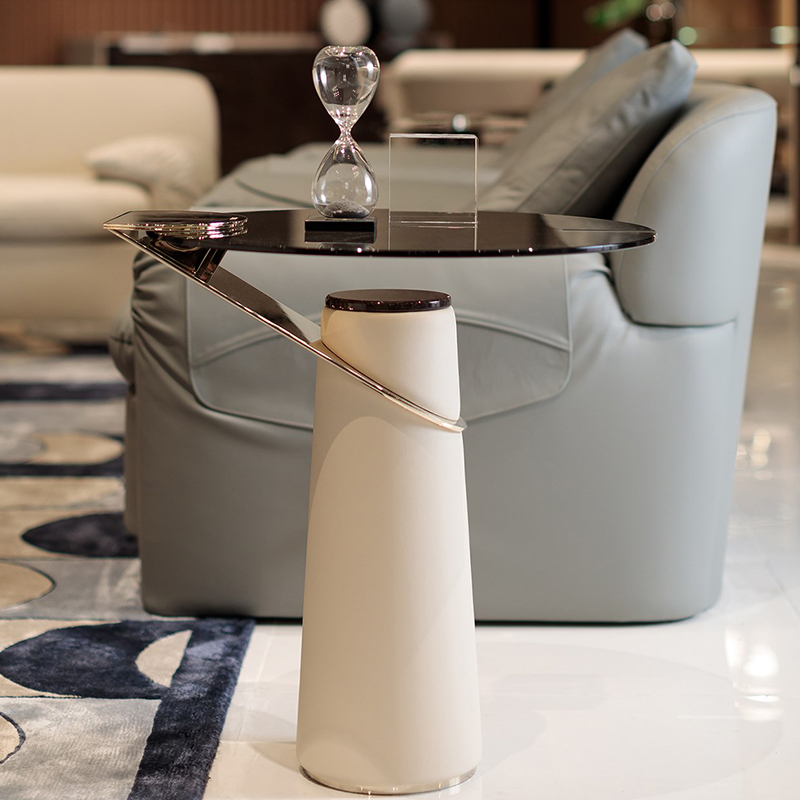 最年輕的設計師之一 Andrea bonini  意大利 turri  Eclipse tea table圖里日蝕茶幾