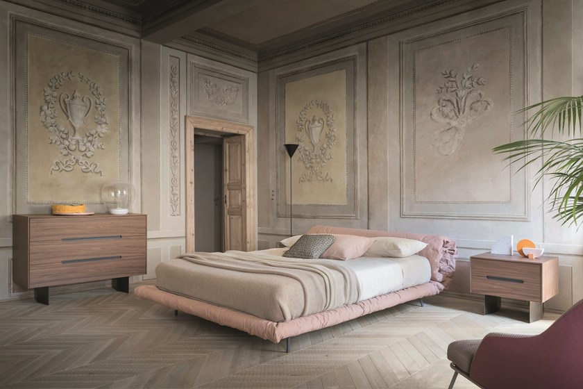 意大利設(shè)計師Alessandro Busana Bonaldo床鋪 毛毯棉被圈床 細麻粗麻粉色紫色軟床